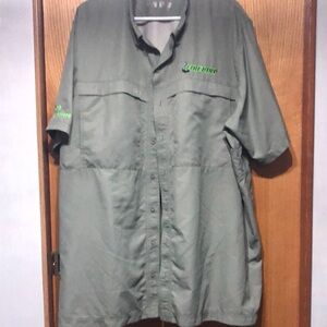 Olive Short Sleeve Button-Up‎ Shirt